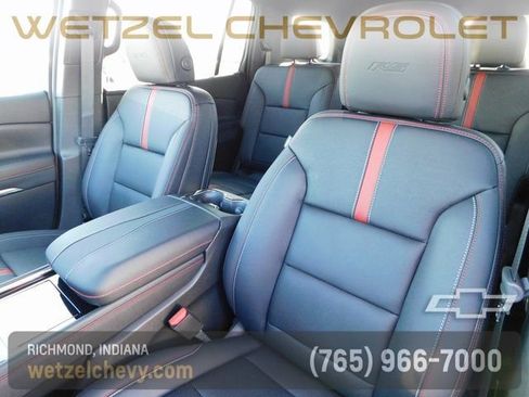 New 2026 Chevrolet Traverse RS w/ LPO, Floor Liner Package AWD/4WD image 15
