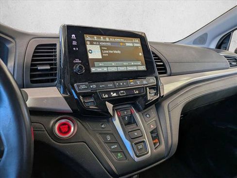 Used 2024 Honda Odyssey EX-L image 13