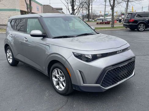 Used 2024 Kia Soul LX w/ Option Group 015 image 1