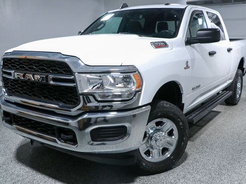 Used 2022 RAM 2500 Tradesman AWD/4WD image 33