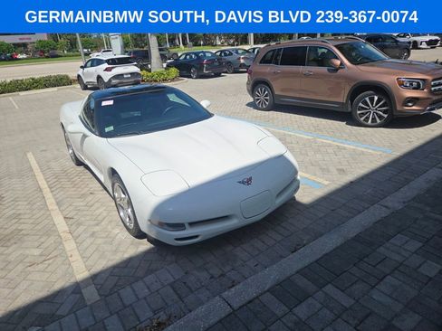 Used 2004 Chevrolet Corvette Coupe image 31