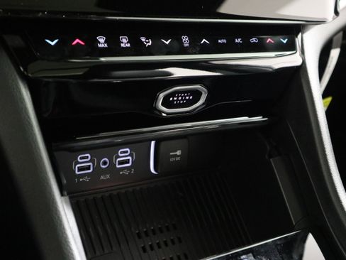 New 2026 Jeep Grand Cherokee Limited AWD/4WD image 25