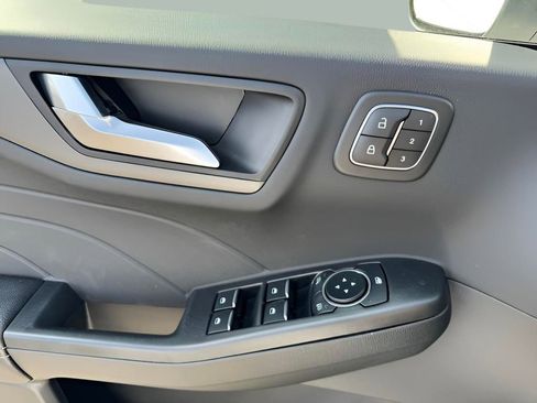 New 2025 Ford Escape Active w/ Active Premium Tech Pack AWD/4WD image 24