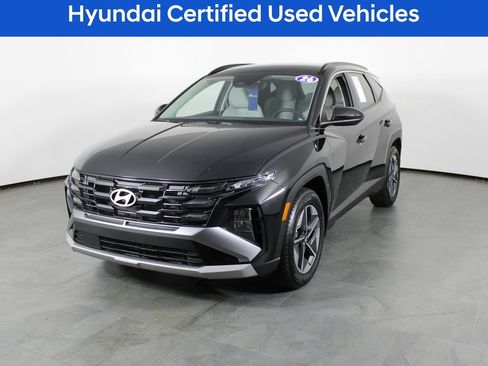 Certified 2026 Hyundai Tucson SEL FWD image 2