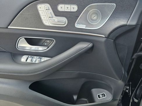 Used 2026 Mercedes-Benz GLS 450 4MATIC image 16