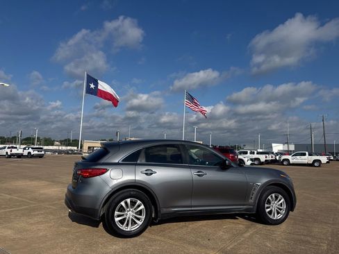 Used 2017 INFINITI QX70 2WD image 23