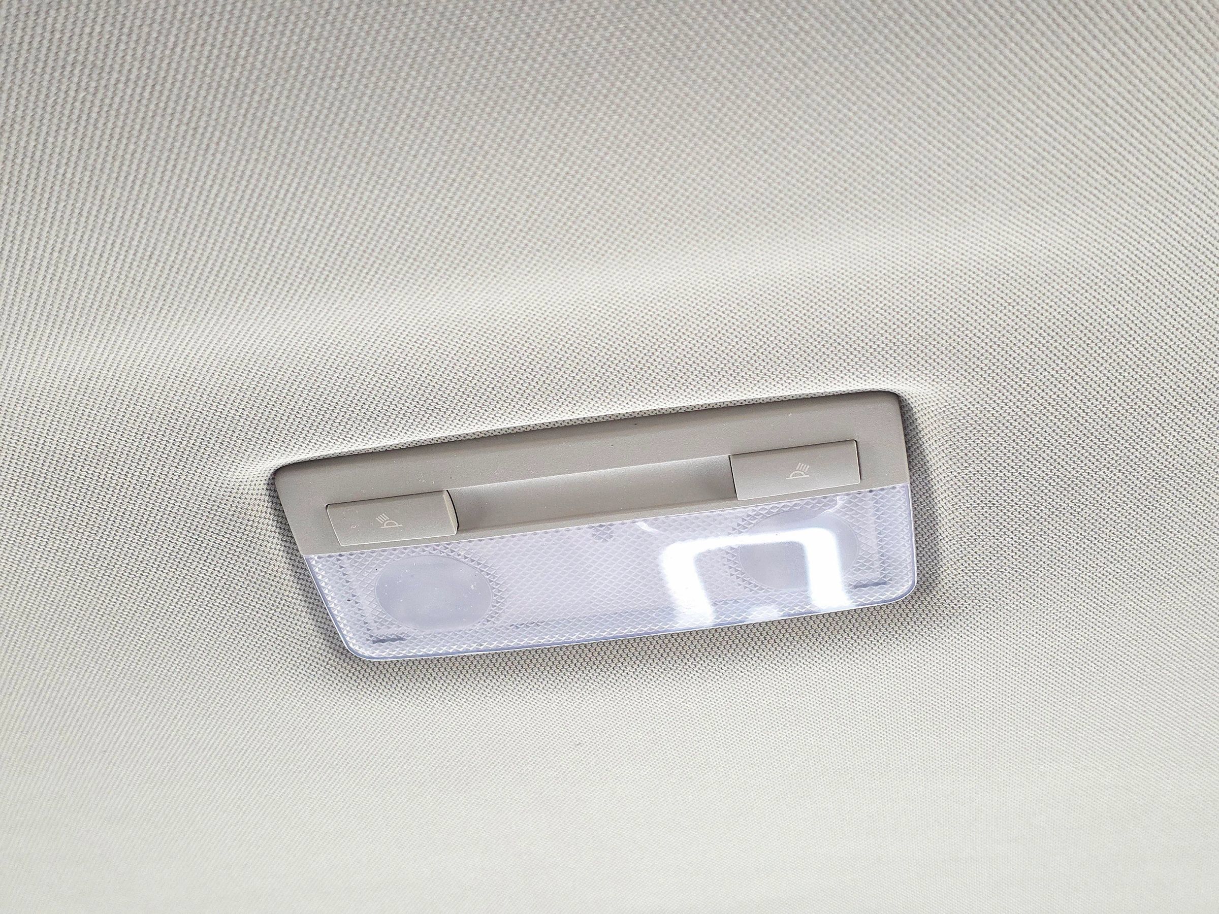 Used 2013 Chevrolet Volt FWD image 43