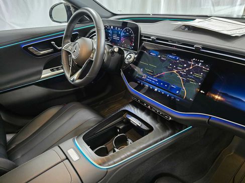 Certified 2025 Mercedes-Benz E 350 4MATIC Sedan image 10