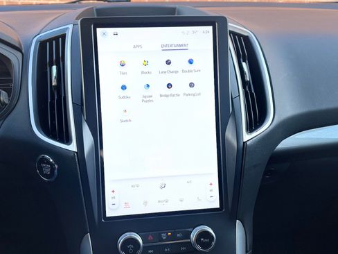 Certified 2024 Ford Edge SEL w/ Convenience Package image 41