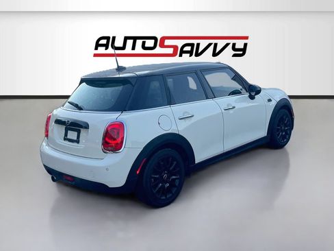 Used 2019 MINI Cooper 4-Door Hardtop FWD image 7