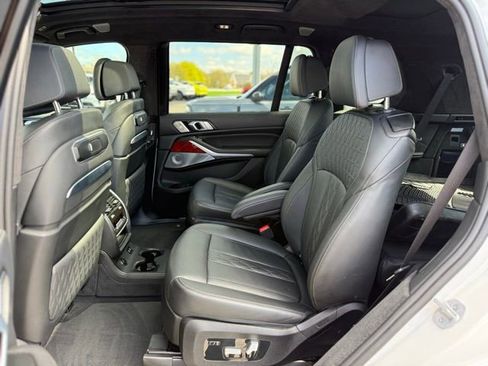 Used 2024 BMW ALPINA XB7 AWD/4WD image 19