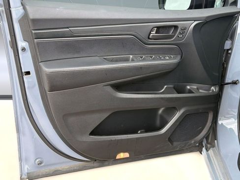 Used 2023 Honda Odyssey Sport image 23