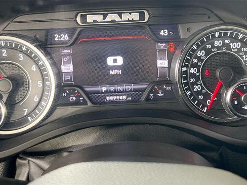Used 2023 RAM 1500 Laramie AWD/4WD image 12
