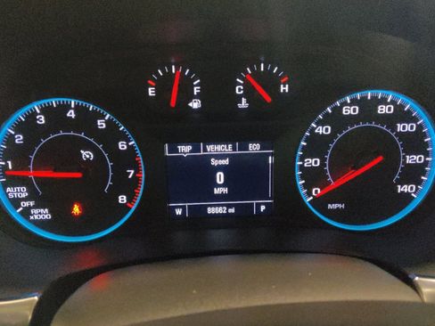 Used 2021 Chevrolet Traverse LS FWD image 23