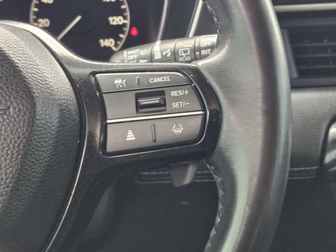 Used 2024 Honda Pilot Touring image 28