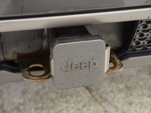 Certified 2021 Jeep Cherokee Trailhawk w/ Sun, Sound & Nav Group image 17