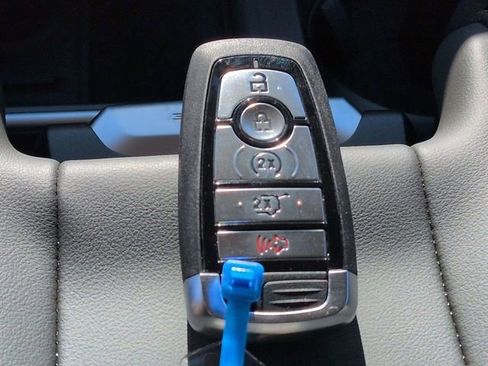 New 2025 Ford Expedition Max Active image 34