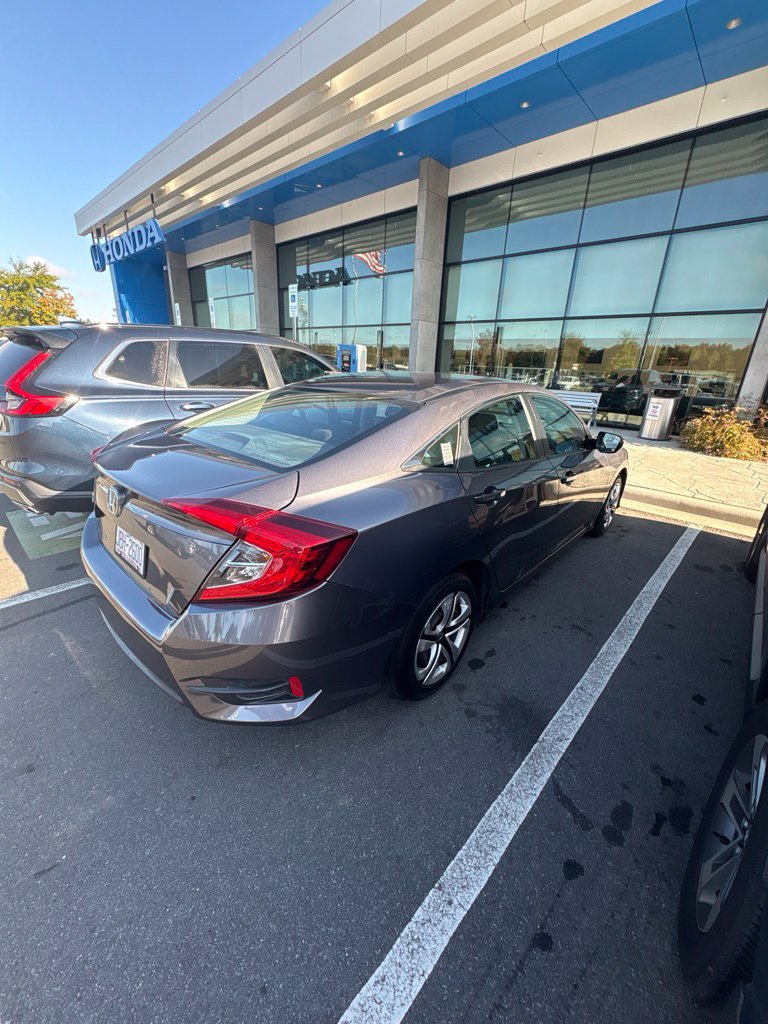 Used 2017 Honda Civic LX image 9