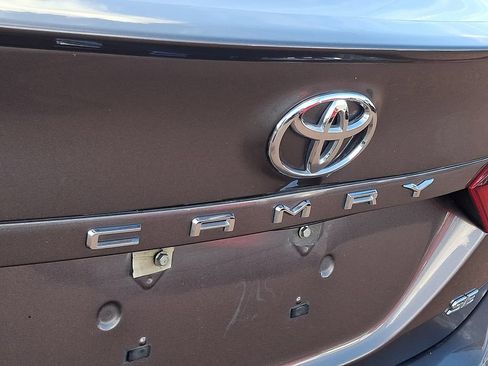 Used 2022 Toyota Camry SE FWD image 29