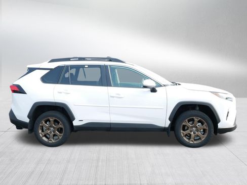 Used 2023 Toyota RAV4 AWD Hybrid image 8