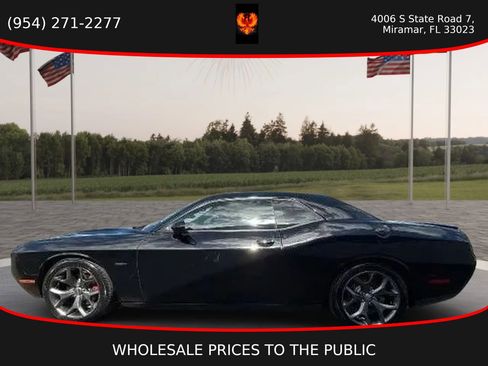 Used 2015 Dodge Challenger R/T w/ Quick Order Package 28B R/T image 8