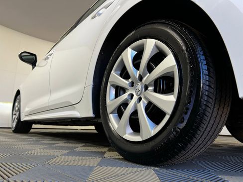Certified 2025 Toyota Corolla LE image 23
