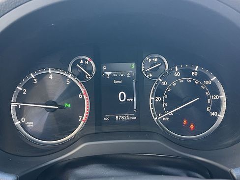 Used 2022 Lexus GX 460 Premium image 15