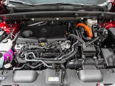 Certified 2024 Toyota Venza Limited AWD/4WD image 29