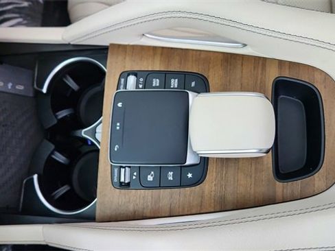 Used 2024 Mercedes-Benz GLE 350 4MATIC image 50