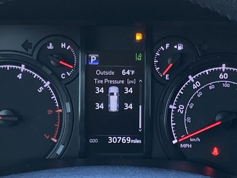 Certified 2023 Toyota 4Runner SR5 Premium w/ Moonroof Package image 22