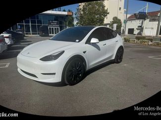 Used 2022 Tesla Model Y Performance video 1