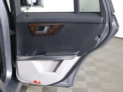 Used 2014 Mercedes-Benz GLK 350 4MATIC image 24