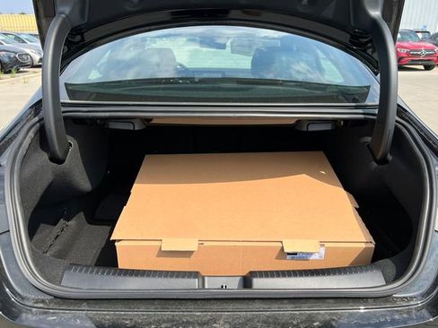 Certified 2025 Mercedes-Benz CLA 250 4MATIC image 36