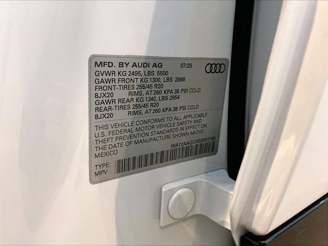 Certified 2025 Audi Q5 Premium w/ Premium Plus AWD/4WD image 32