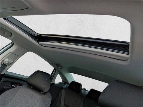 Used 2025 Honda Accord SE image 12