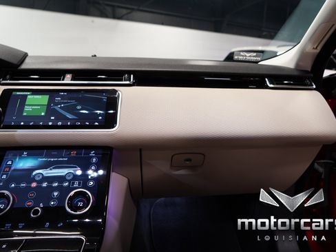 Used 2018 Land Rover Range Rover Velar S AWD/4WD image 33