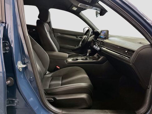 Used 2025 Honda Civic Sport image 31