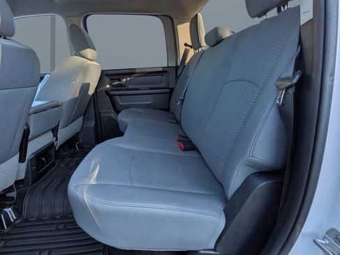Used 2014 RAM 1500 Express image 15