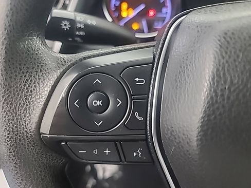Used 2019 Toyota Camry LE FWD image 27