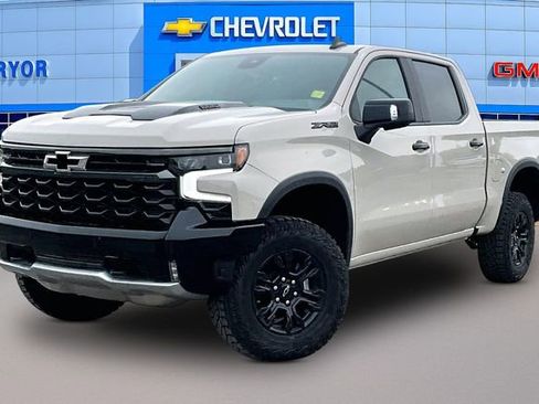 New 2026 Chevrolet Silverado 1500 ZR2 w/ Dark Appearance Package AWD/4WD image 2