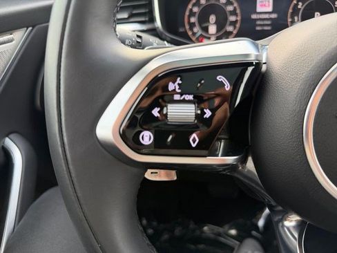 Used 2026 Jaguar F-PACE R-Dynamic S AWD/4WD image 22