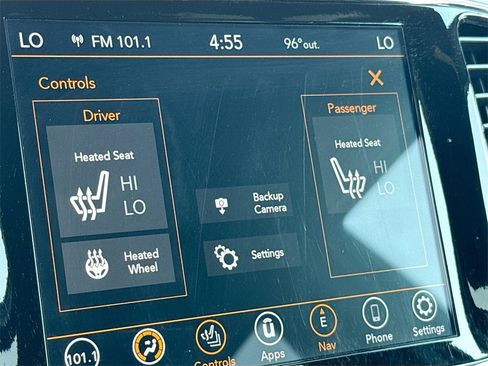 Used 2022 Jeep Grand Cherokee Laredo X image 20