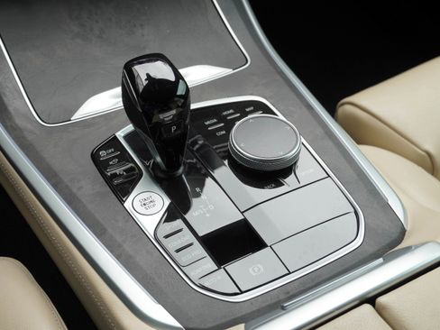 Used 2022 BMW X5 sDrive40i w/ Premium Package RWD image 30