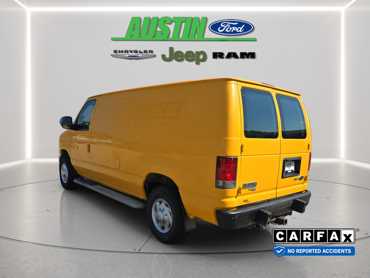 Used 2012 Ford E-250 and Econoline 250 w/ PWR Group RWD image 3