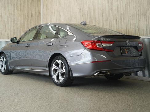 Used 2018 Honda Accord EX-L image 7