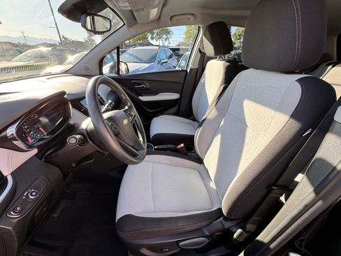Used 2020 Chevrolet Trax LS w/ Tint and Cruise Package image 11