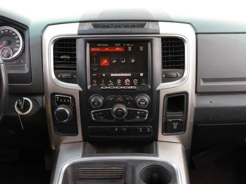 Used 2015 RAM 1500 Big Horn RWD image 35