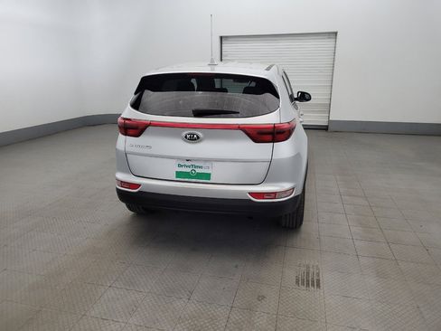 Used 2019 Kia Sportage LX AWD/4WD image 7