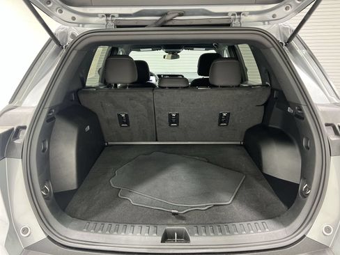 Used 2025 Chevrolet Equinox LT AWD/4WD image 23