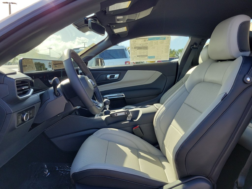 New 2026 Ford Mustang GT Premium w/ GT Performance Package RWD image 11